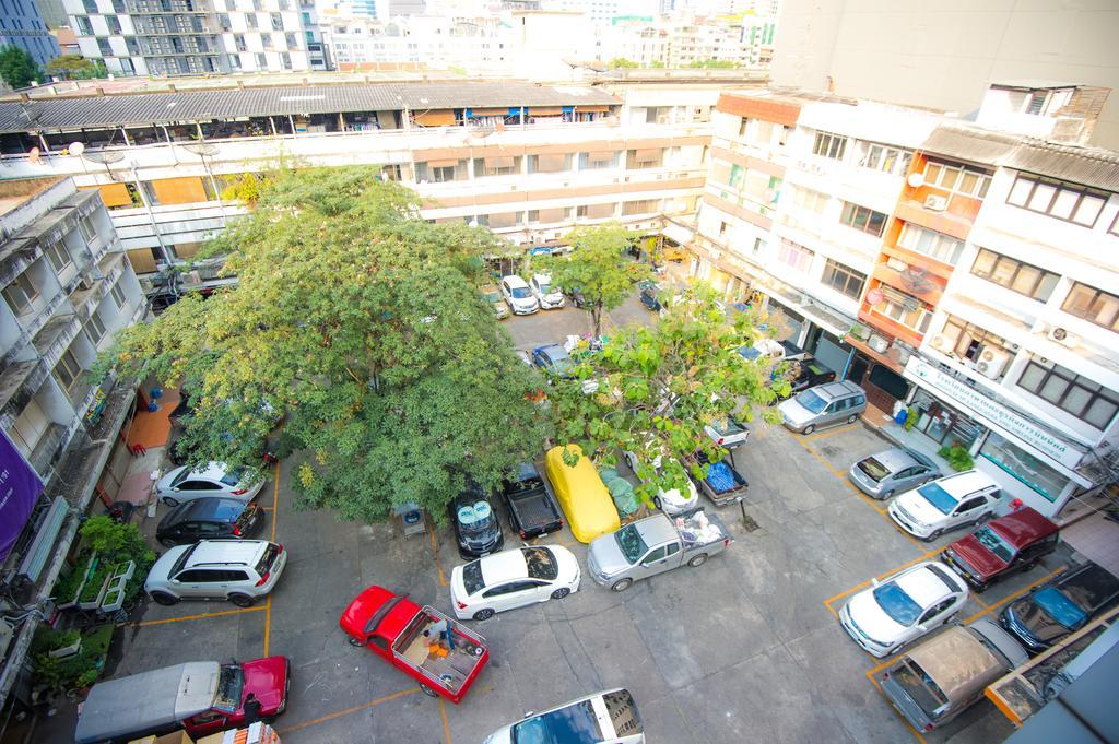 Glur Central Pratunam Бангкок Экстерьер фото